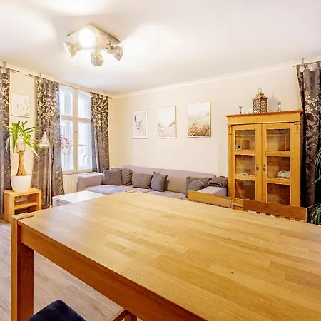 Ferienapartments Apartamento Stralsund